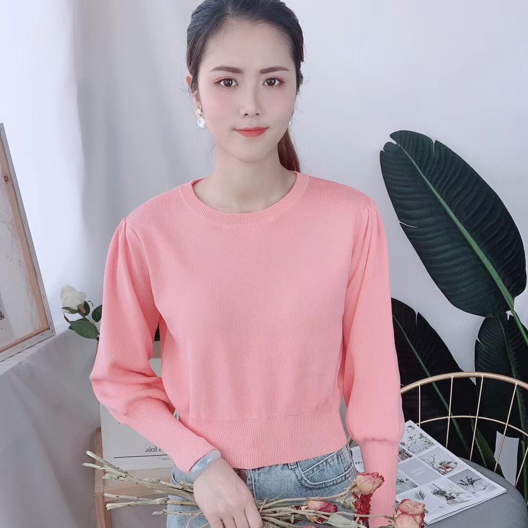 ラウンドネックニット