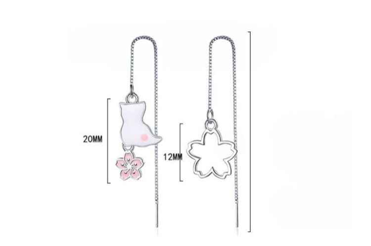 ⭐︎送料無料⭐︎白猫✖︎桜チェーンピアス