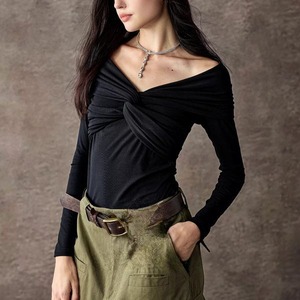 Twist Design Wide Neck Pullover 503836