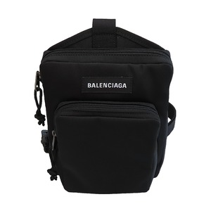 BALENCIAGA(バレンシアガ）／593651 9TY45 1000  参考価格￥94600