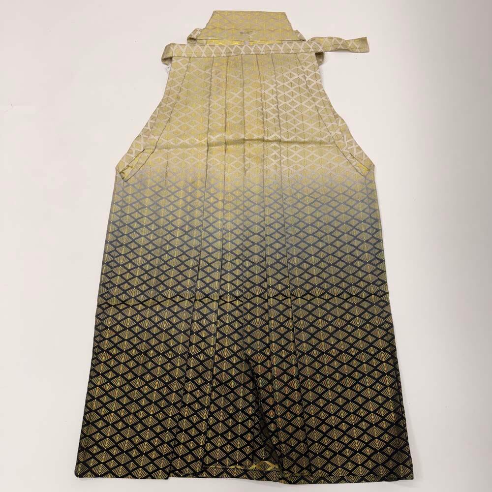 袴 行灯袴 男袴 L-2L size 紐下丈90cm 男性用袴 黒 白 金 成人式袴 中古 5312