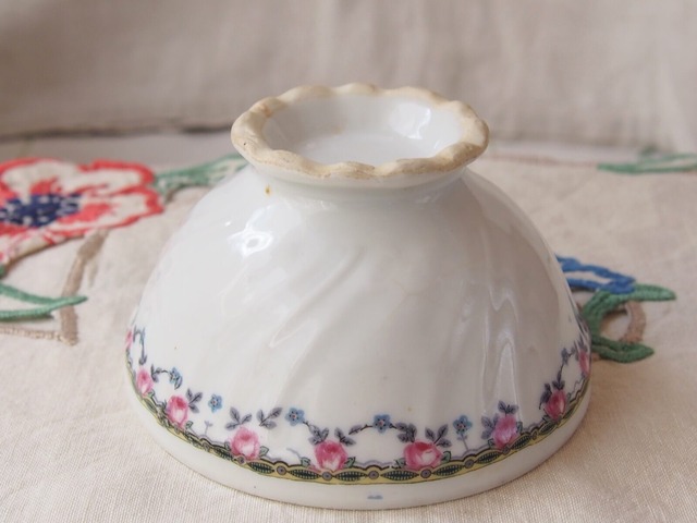 フランスアンティーク　花柄のミニボウル