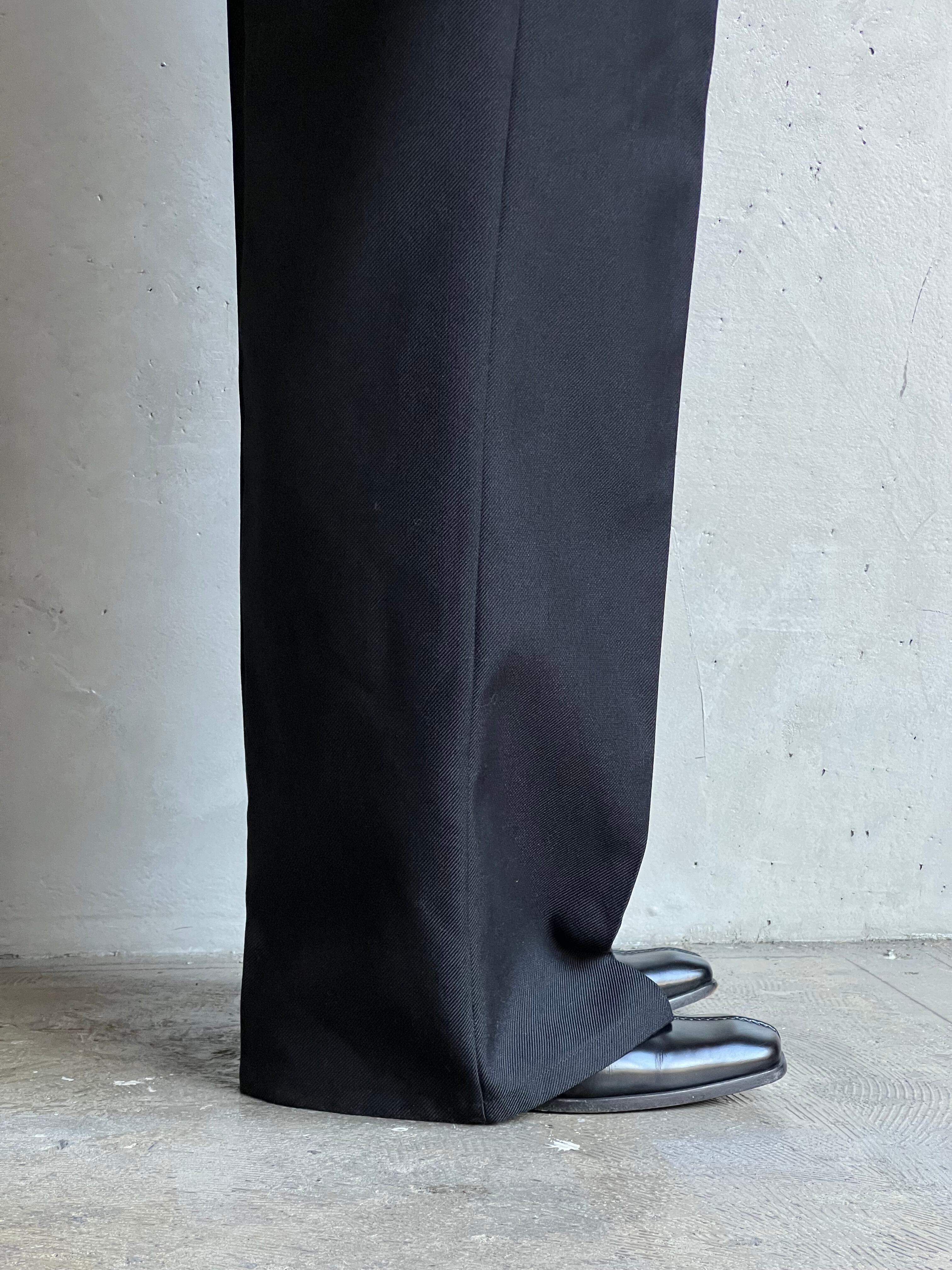 GEN IZAWA / One tuck wide slacks  