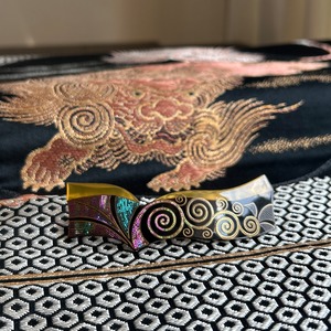 アンティーク本鼈甲に蒔絵　クリムトみたいに絢爛な髪留め