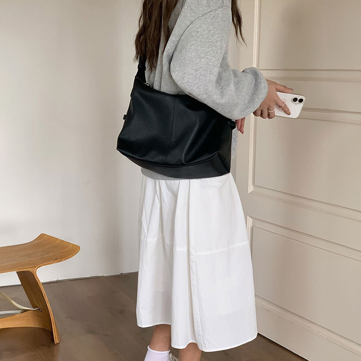 PUレザー ショルダーバッグ 大容量 レディース 韓国 通勤 通学 ビジネス OL きれいめ 大人 カジュアル おしゃれ シンプル ワンショルダー バッグ 大人可愛い 大人女子