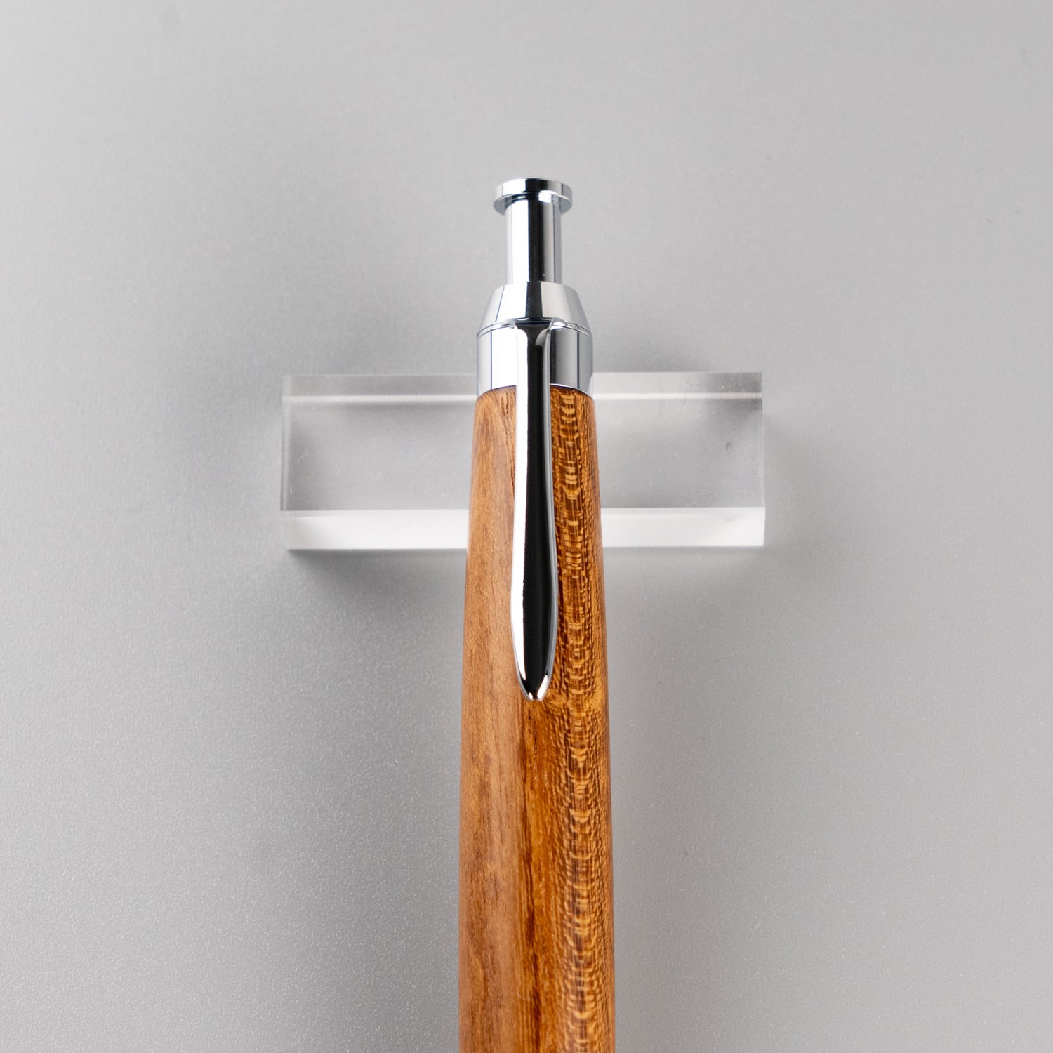 小物入れ 桑(クワ) 幅8.3cm 高13.5cm フタ付き 円筒形 超銘木 新発売】クワ（桑） / ノック式ボールペン / Penman JP/ 日本製金属