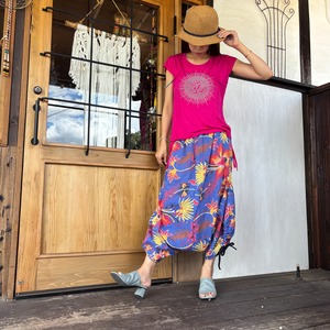 花柄サルエルパンツ
