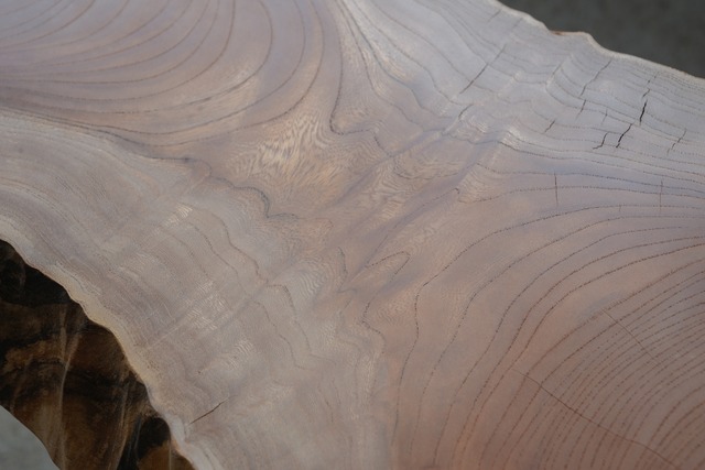 かわいい形の欅の輪切り　コーヒーテーブル（高さ・カラー変更無料）