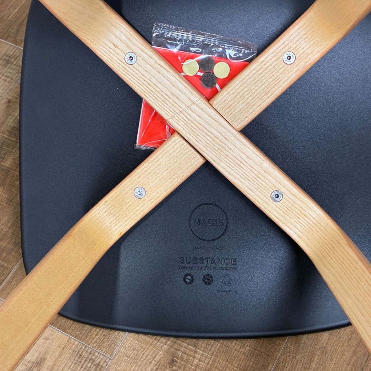 MAGIS SUBSTANCE plywood legs Chair SD5000 natural × black 1768C マジス サブスタンス プライウッド レッグス チェア ナチュラル × ブラック デザイナーズ家具 保証あり【未使用品】【200サイズ】