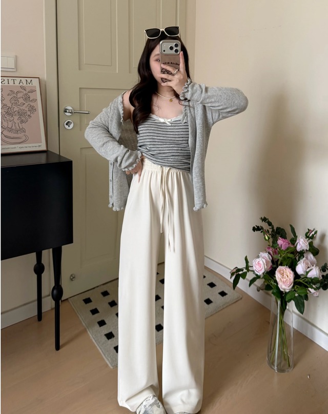 149cm〜　ミルクアイスのストレートパンツ