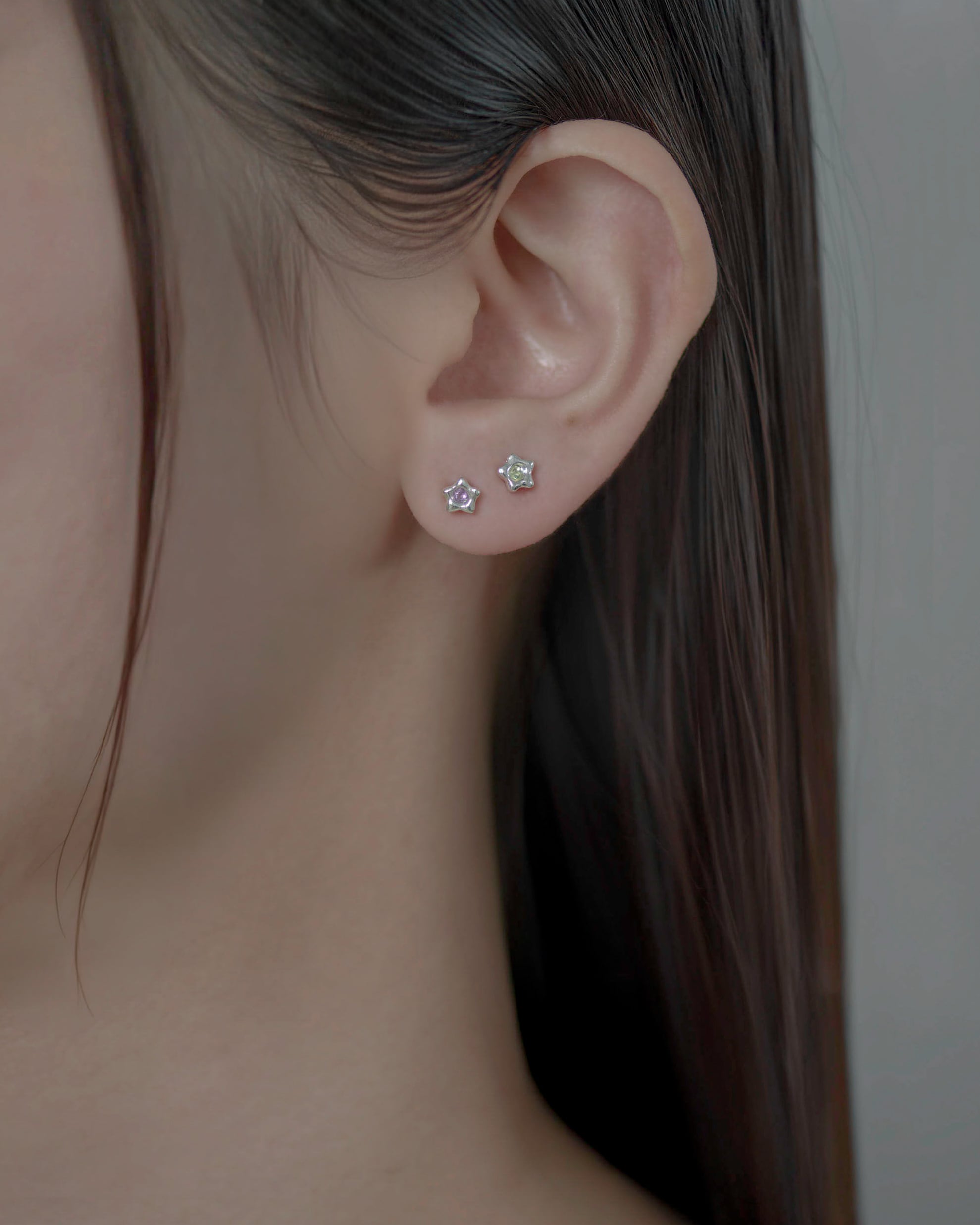 新品）星型ストーン付きピアス 星のstone earring straight silver925
