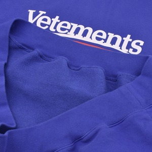 【VETEMENTS】CAMPAIGN LOGO HOODIE