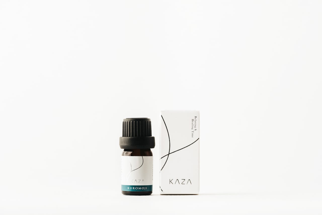 クロモジ精油（葉）3ml | KAZA（カザ）｜宮崎の自然から生まれたアロマ
