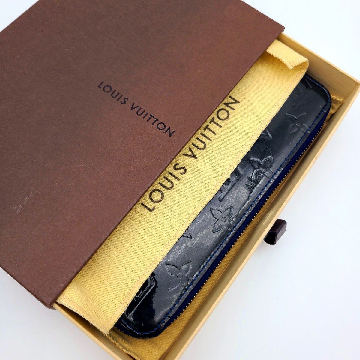 美品 Louis Vuitton ルイヴィトン 長財布 ジッピーウォレット 美品 Louis Vuitton ルイヴィトン 長財布 ジッピーウォレット