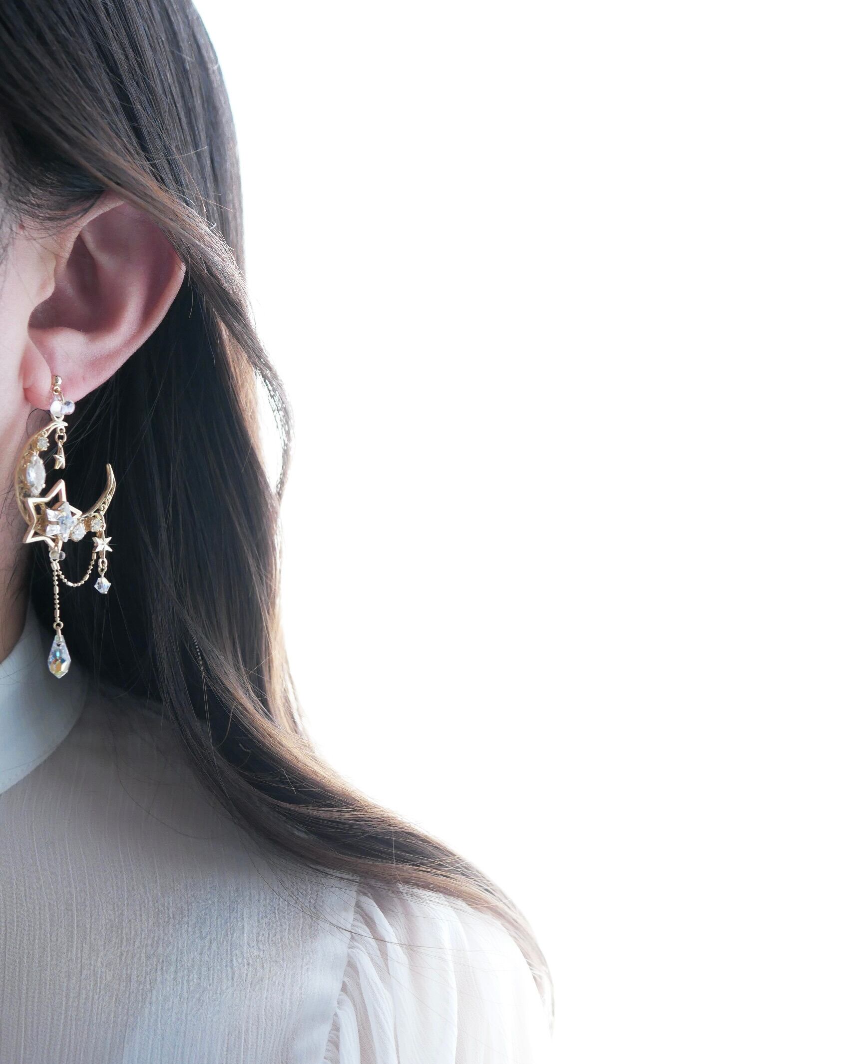 7712 ルナグロウクリスタルアシメピアス/イヤリング | Amooo