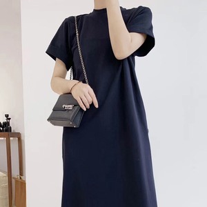 バックデザインTワンピース K0095