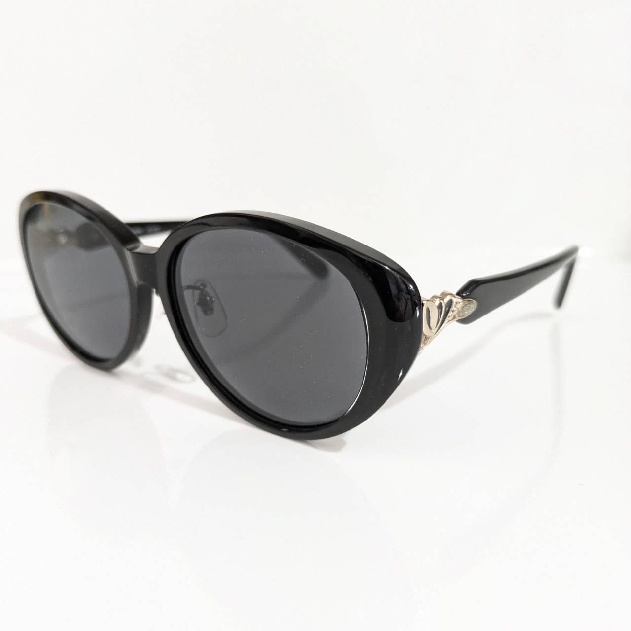 【Juro collection】オーバルサングラス ブラック