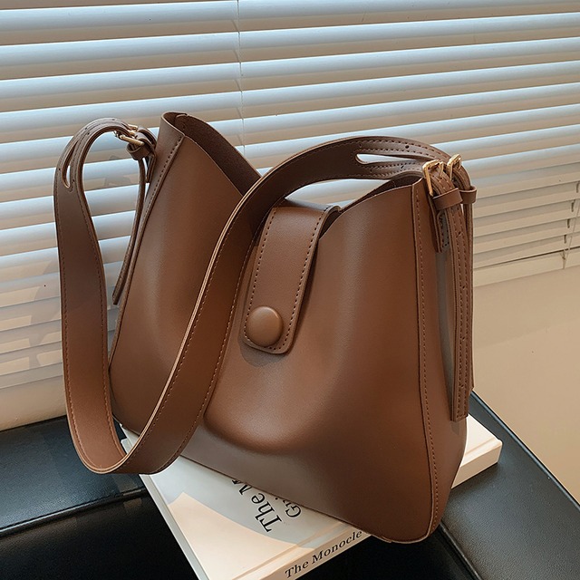 スタンダードオータムウィンター レトロ 秋物 冬物 メッセンジャーバッグ Tiancai_Wing_Bag80775730433