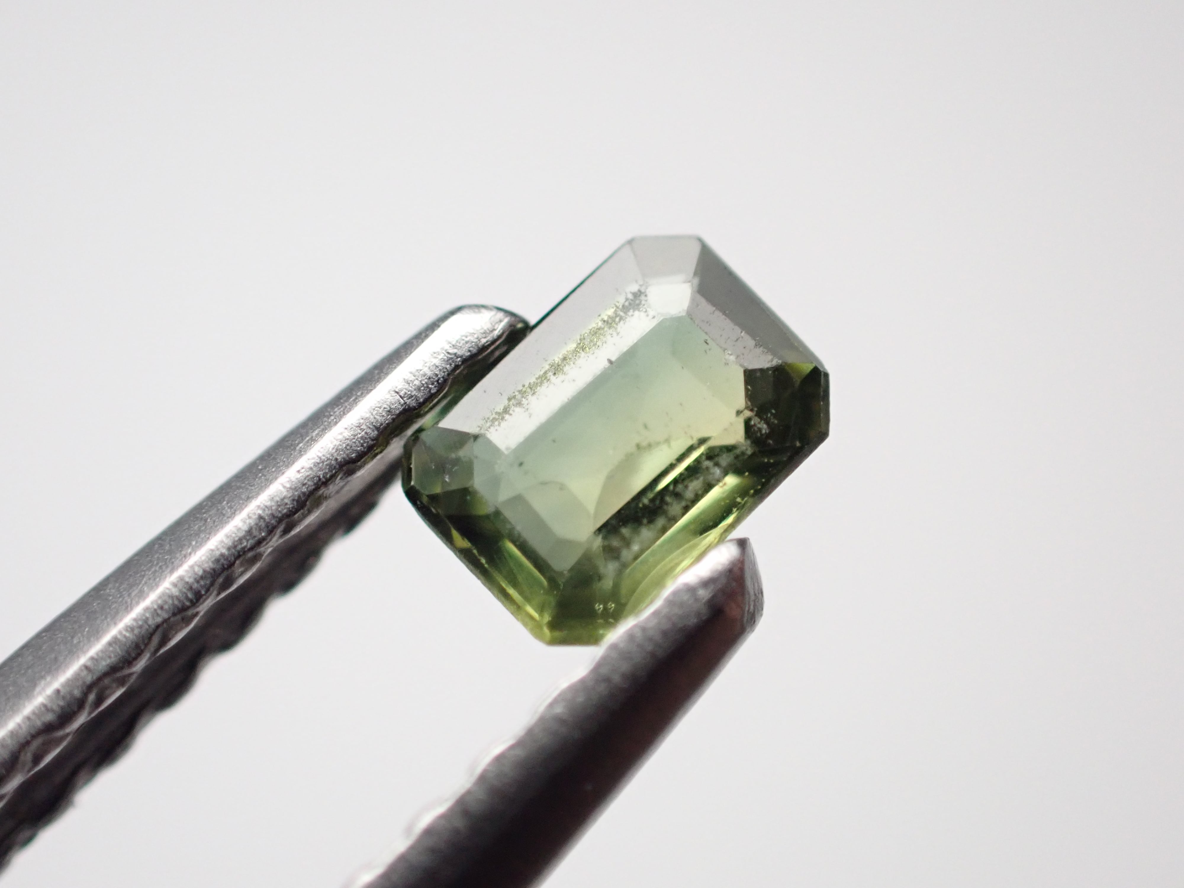 ラブラドライト ルース カボション KK1854a | MineralQuest