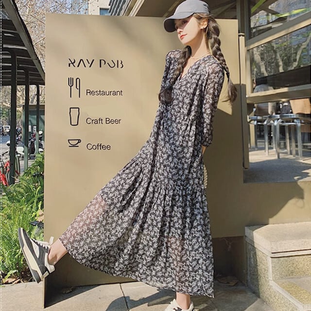 ワンピース レディース 花柄 ロングワンピ フレア Vネック ゆったり 体型カバー おしゃれ かわいい デート お出かけ 春秋 ロング丈 ブラック S/M/L/XL