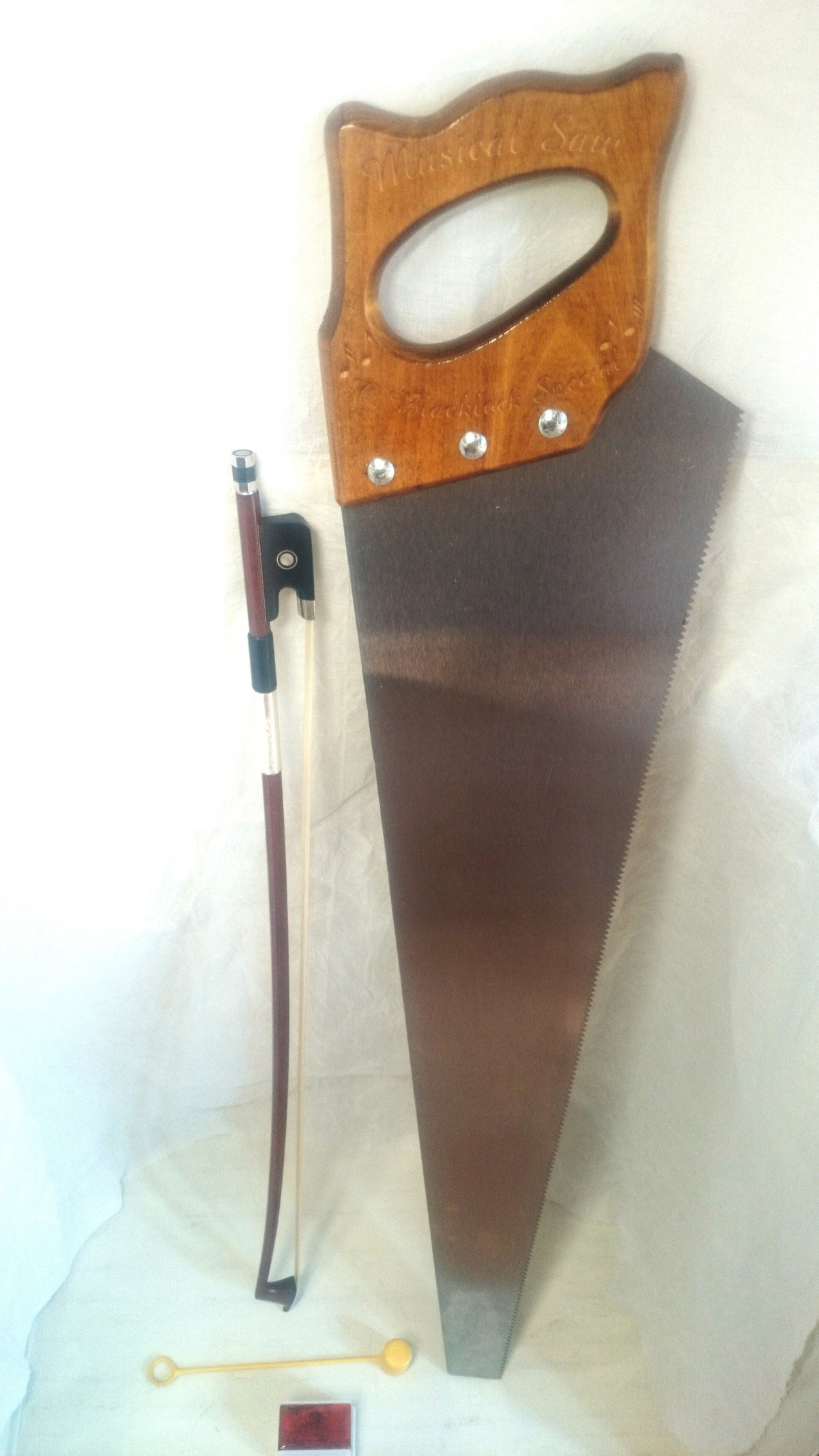 美品 Musical Saw ミュージカル ソウ 弓 儚 ケース付 演奏用のこぎり 