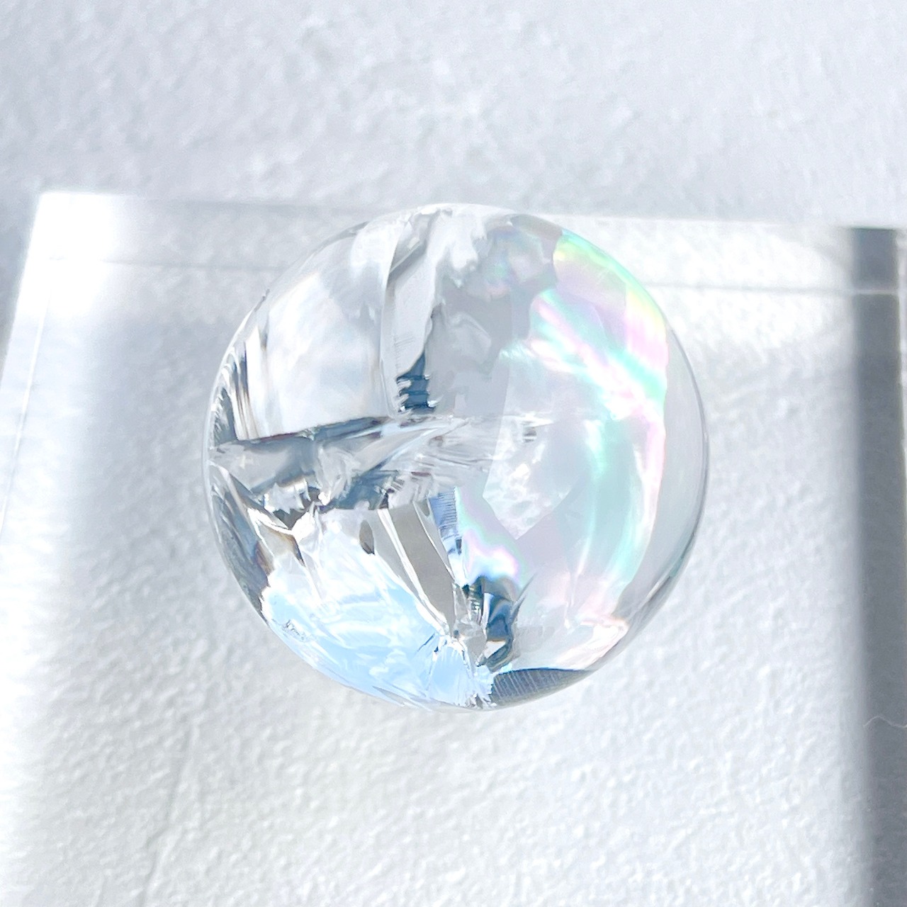 アイリスクォーツ スフィアA・虹水晶・レインボークリスタル・ブラジル産