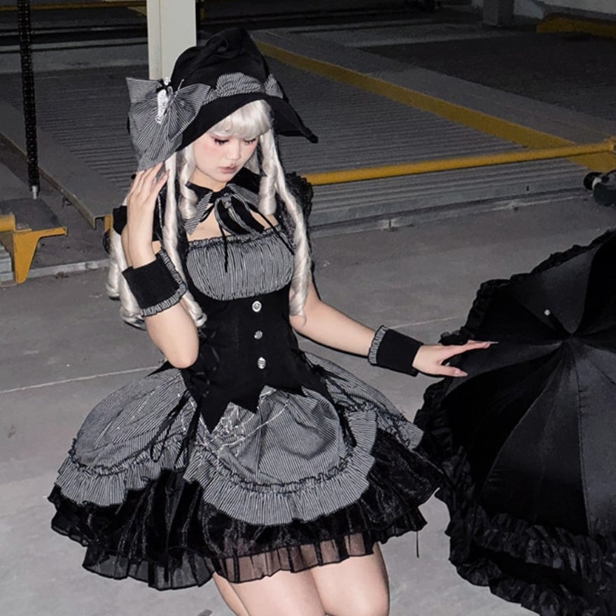 ゴスロリ ノースリーブワンピース カフス付き 魔女シリーズ｜Alice