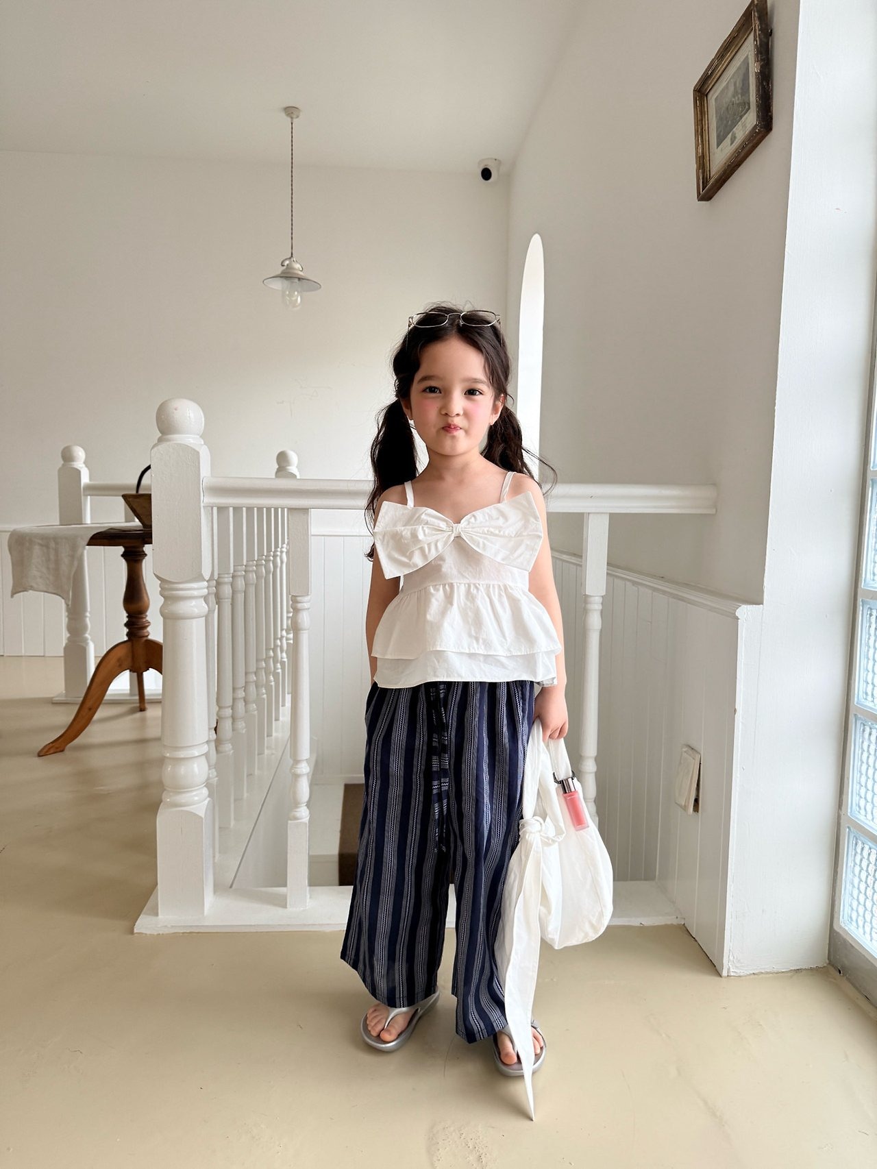 [COMMA] Ribbon Sleeveless Blouse / [콤마] 리본나시블라우스