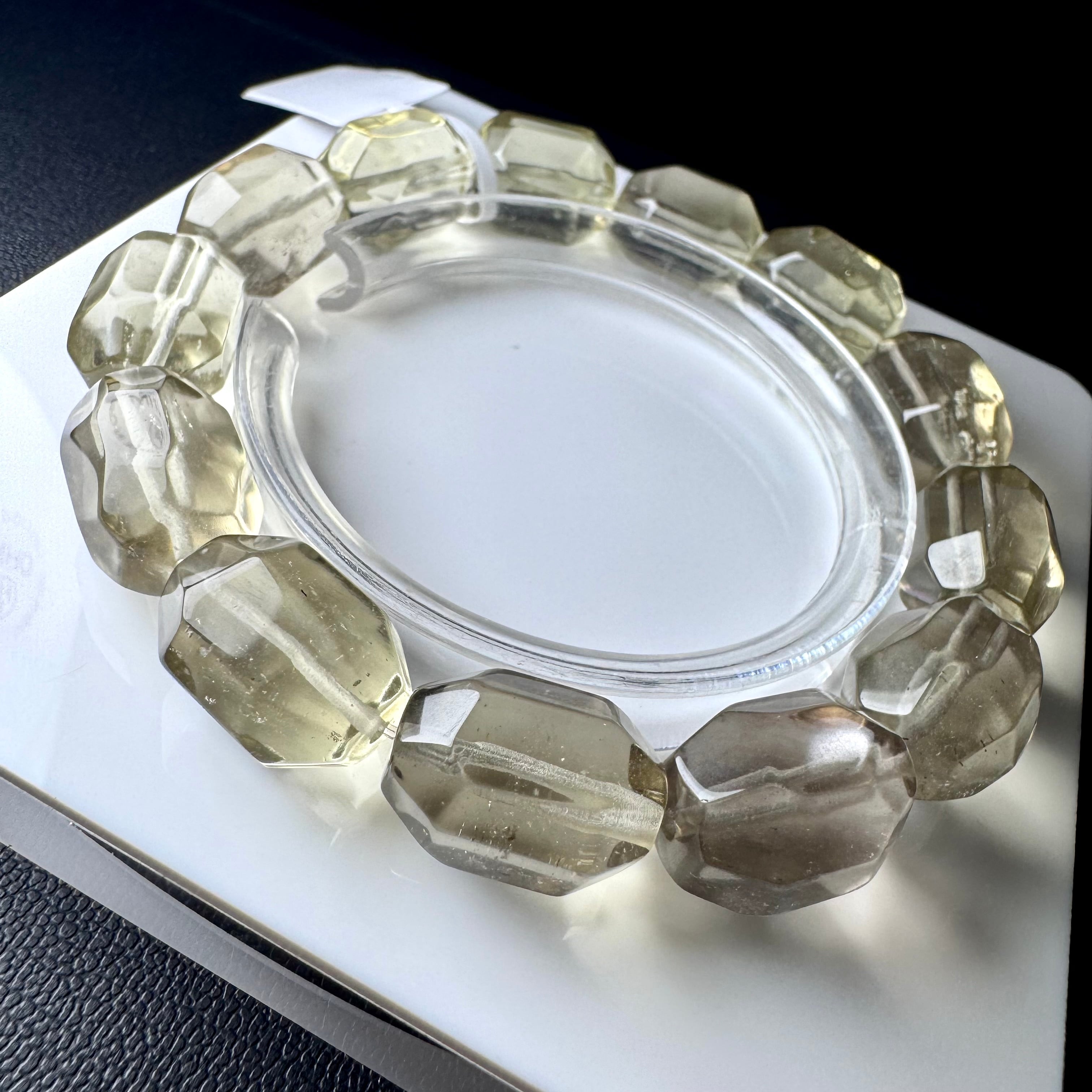 no.13 リビアングラス