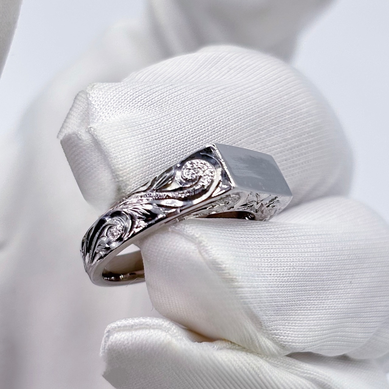 【受注販売】Engraved Signet Ring - Silver -