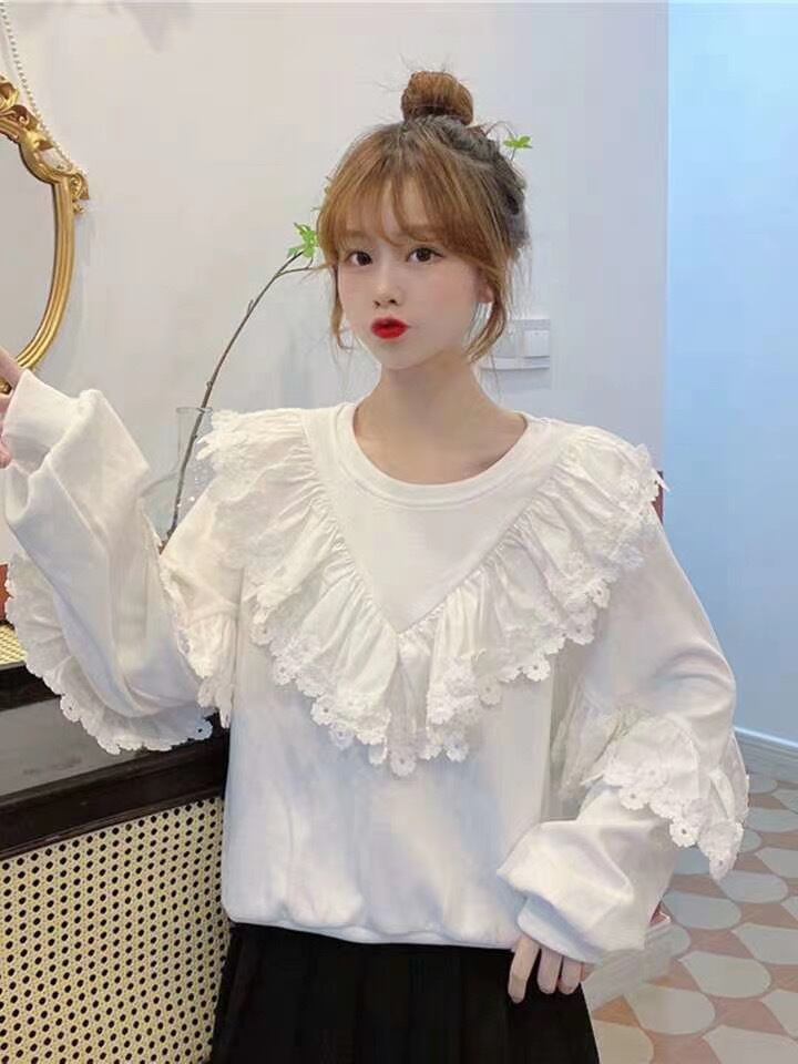 フロントフリルブラウス