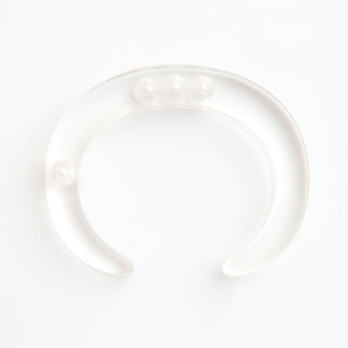 JUTIQU／Essence Bangle 4（8mm pearls random）