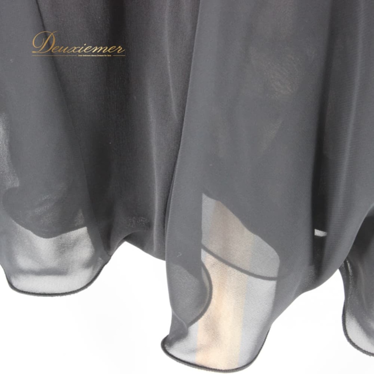 社交ダンス 衣装 スタンダード ドレス ワンピース レッスンウェア パーティドレス 無地 Leirena ブラック系 黒 ノースリーブ レディース ブラック ワンピ フレアスカート 二重スカート モノトーン系 スタンダード用 パーティー ウエスト切替 胸パッド付き 伸縮性 ポリエステル フォーマル ダンス衣装 競技ダンス 上品 高級感 シンプル 風よけインナー 重ねスカート 動きやすい 洗練 デザイン 黒系