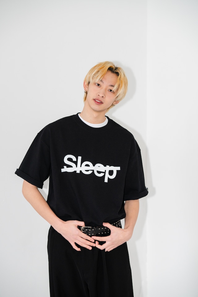 5月中旬発売予定【DON'T SLEEP(ドントスリープ)】 ヘビーウェイト ビックシルエットTシャツ／Sleep Slash（ブラック/ホワイト）