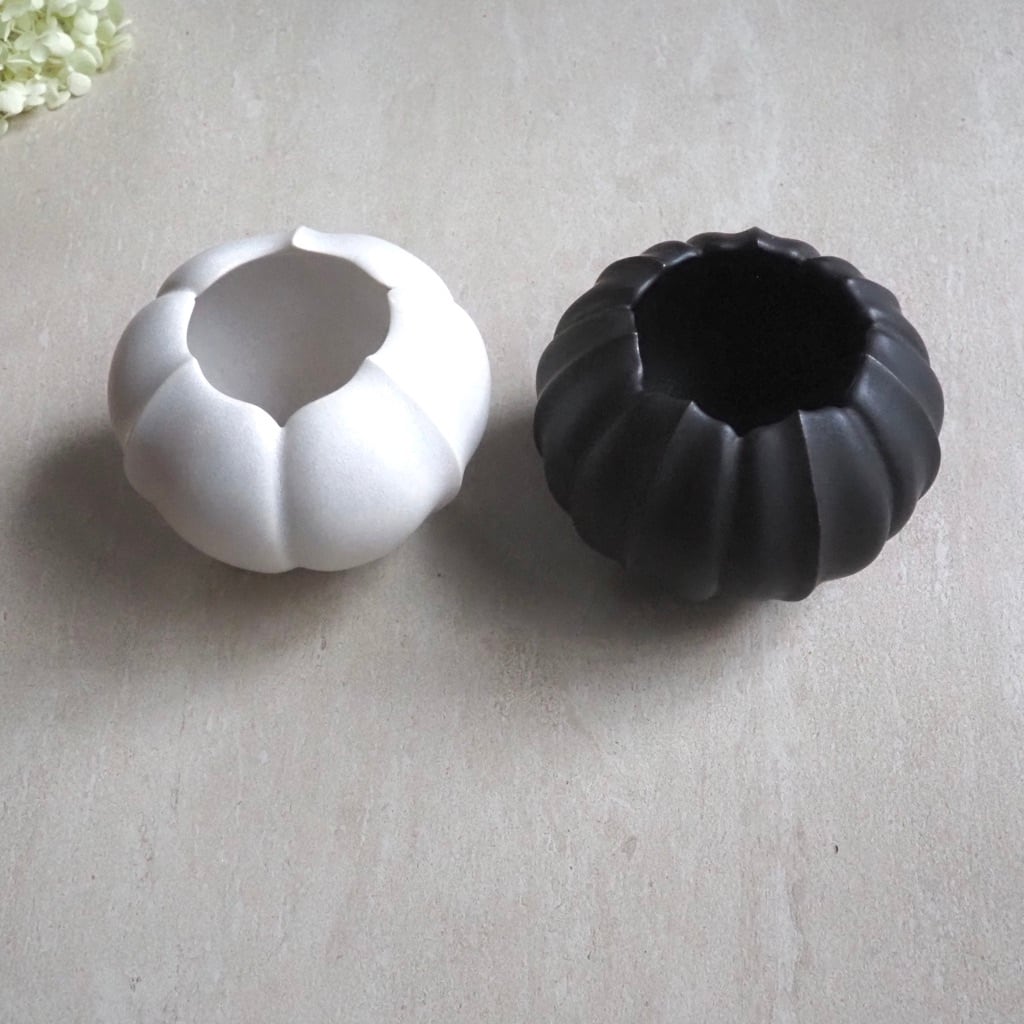 東 一仁/花器 白輪花・黒輪花