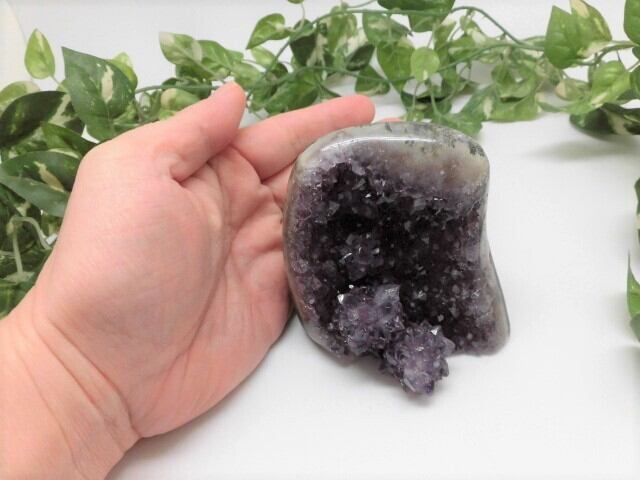 【送料無料】【高品質】 ウルグアイ産アメジスト no.3