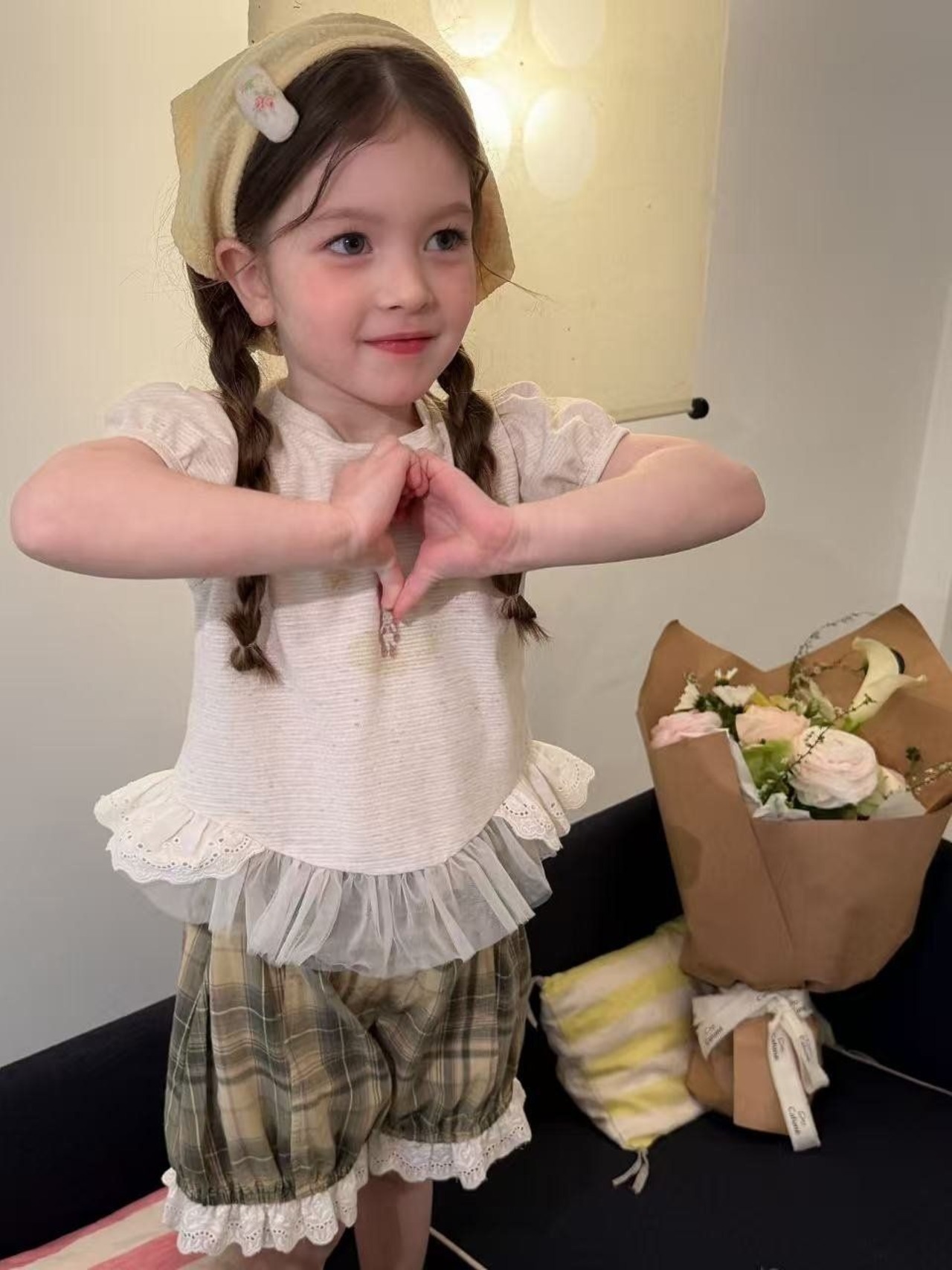 [aiai] Bebe Striped Candle Tee / [아이아이] 베베줄가라캉캉티