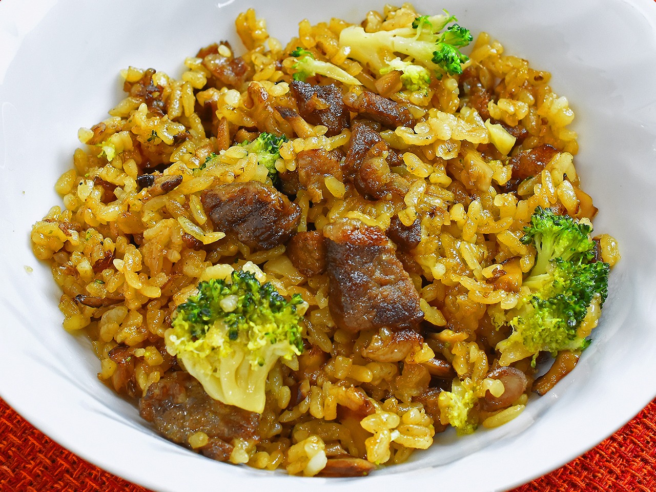 【冷凍食品】長崎和牛入り ゴロ肉炒飯