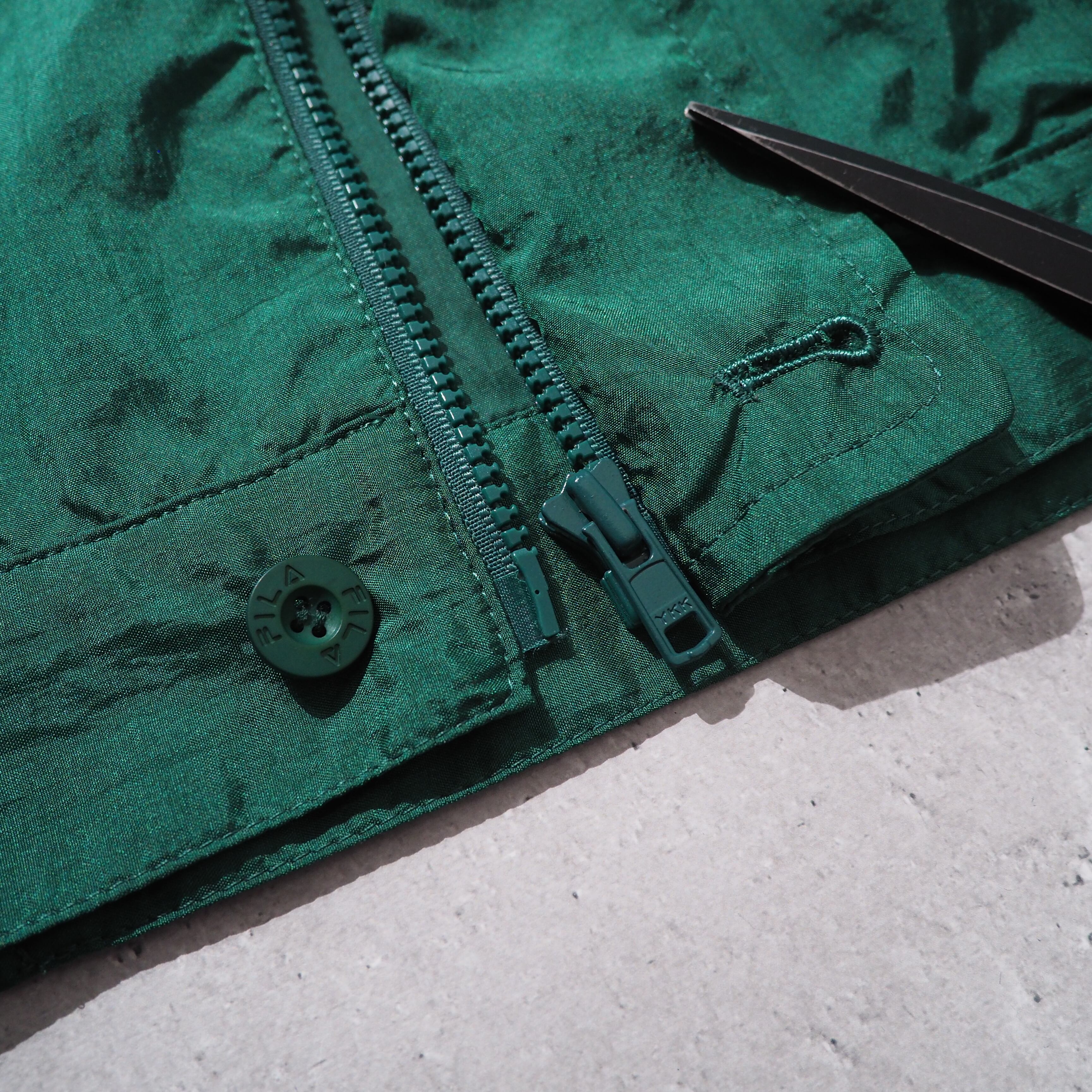 1990s " OLD FILA " Pop logo printed vintage loose nylon jacket