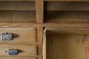 【リペア品】ひと手間加えた薬棚｜古道具