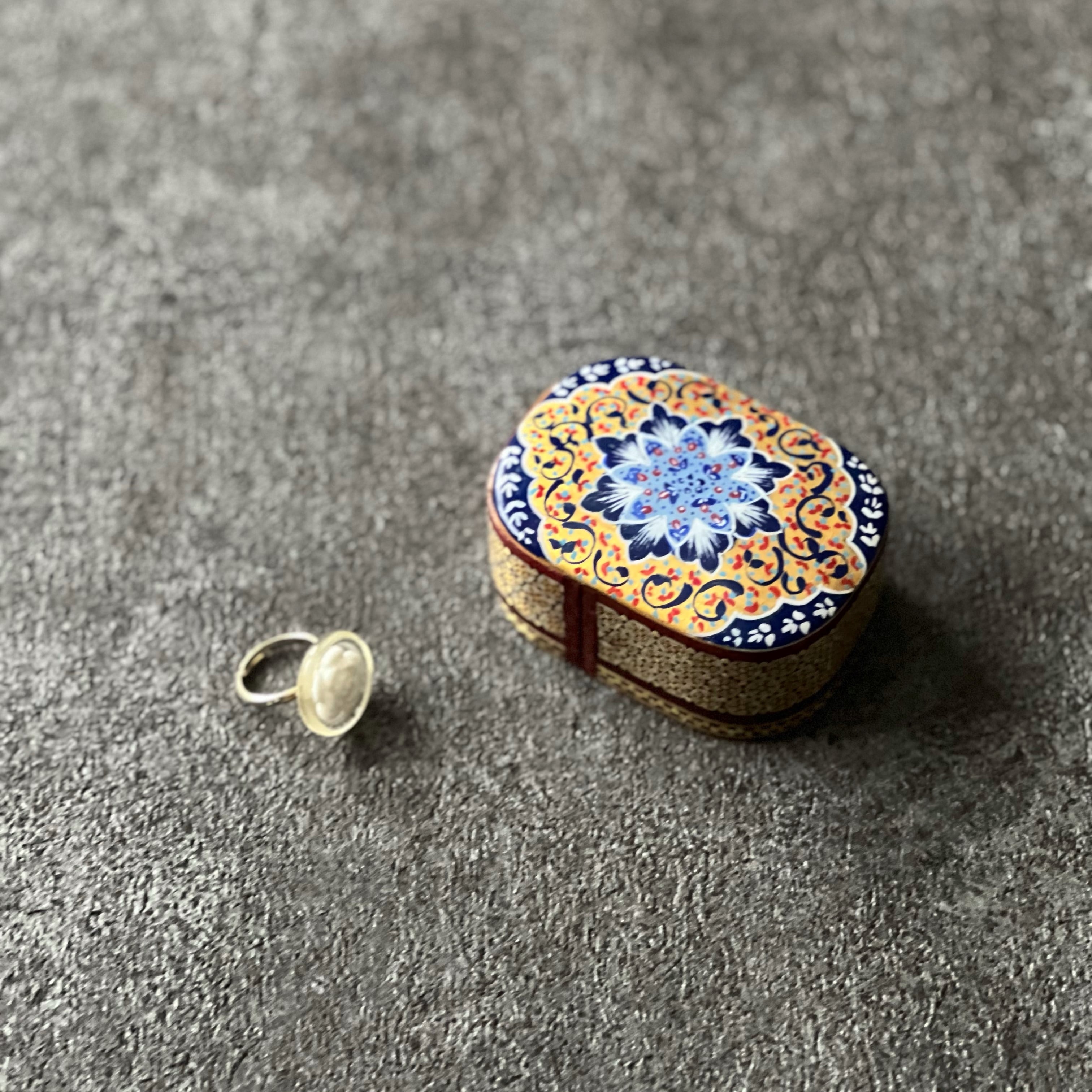 アンティーク インド-ペルシャ マイクロモザイク カタム(Khatam)象嵌箱