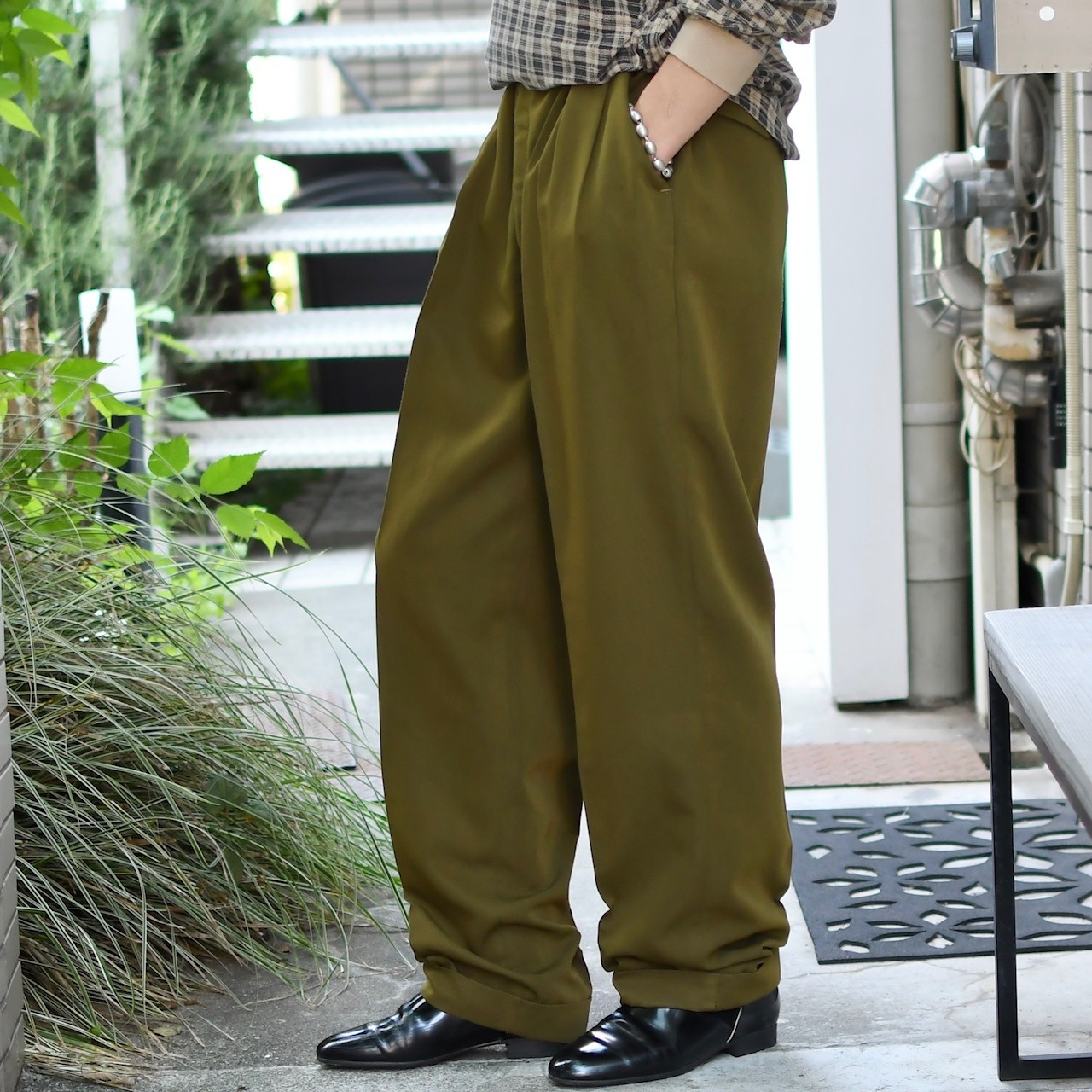 rayon blend khaki tuck slacks