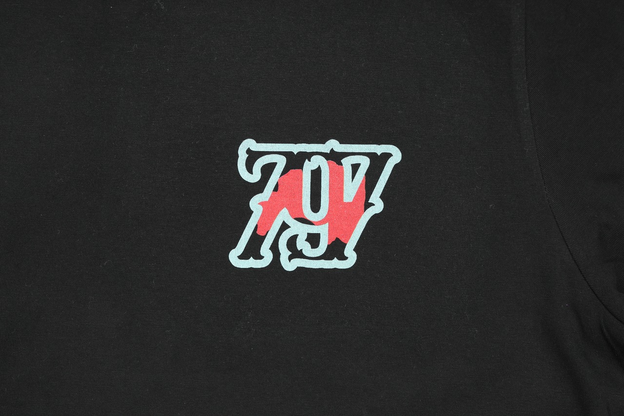 泣空拿 LOGO　 L/S Tee / Black