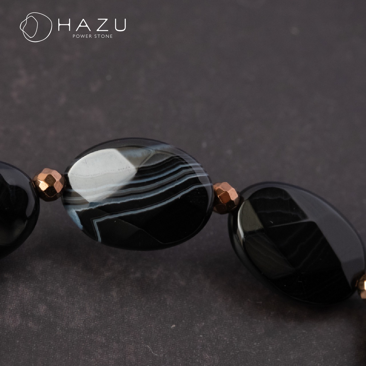 魔除けと繁栄のお守りブレス［ストライプオニキス／翡翠／ヘマタイト］