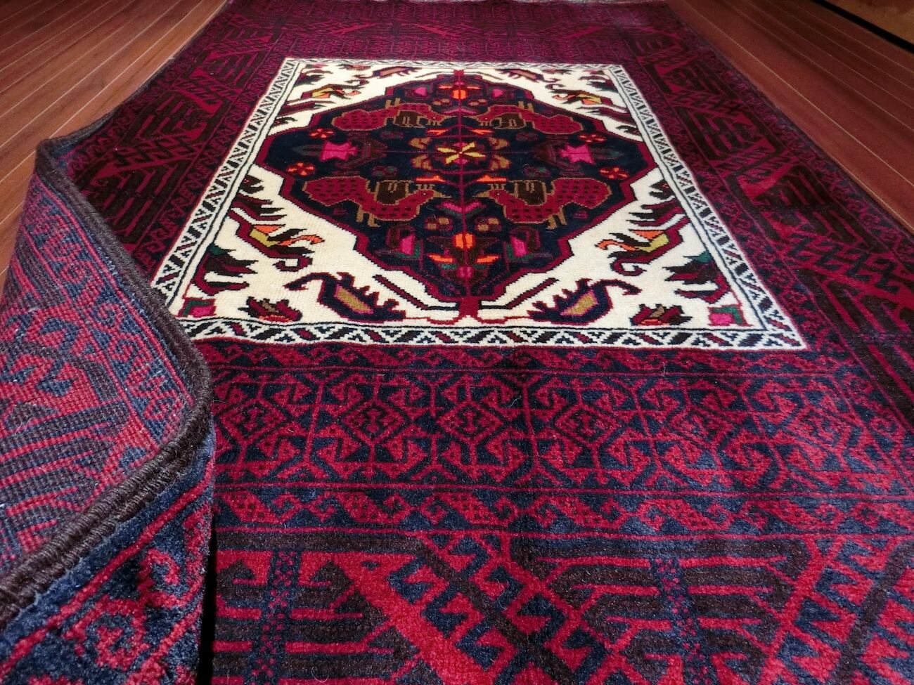 深い紺に細やかな織り 手織り絨毯 バルーチ族 196㎝ アンティーク家具