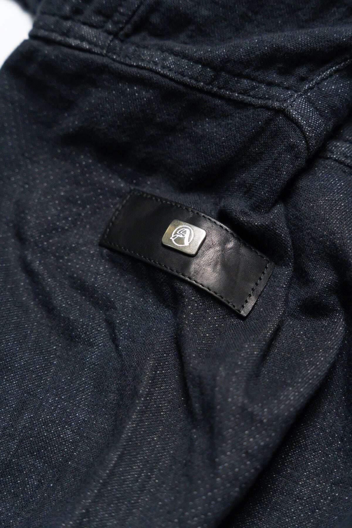 オンライン限定｜残りわずか】風をまとうパンツ。エアリーデニム