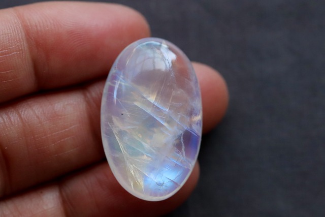 インド　ビハール産レインボームーンストーン1