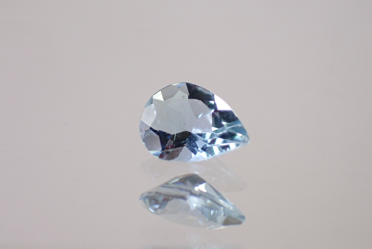 サンタマリアアクアマリン　0.47ct　 [D9-57]