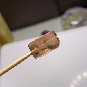 1貫通穴・貔貅✩イエローフローライトビーズ