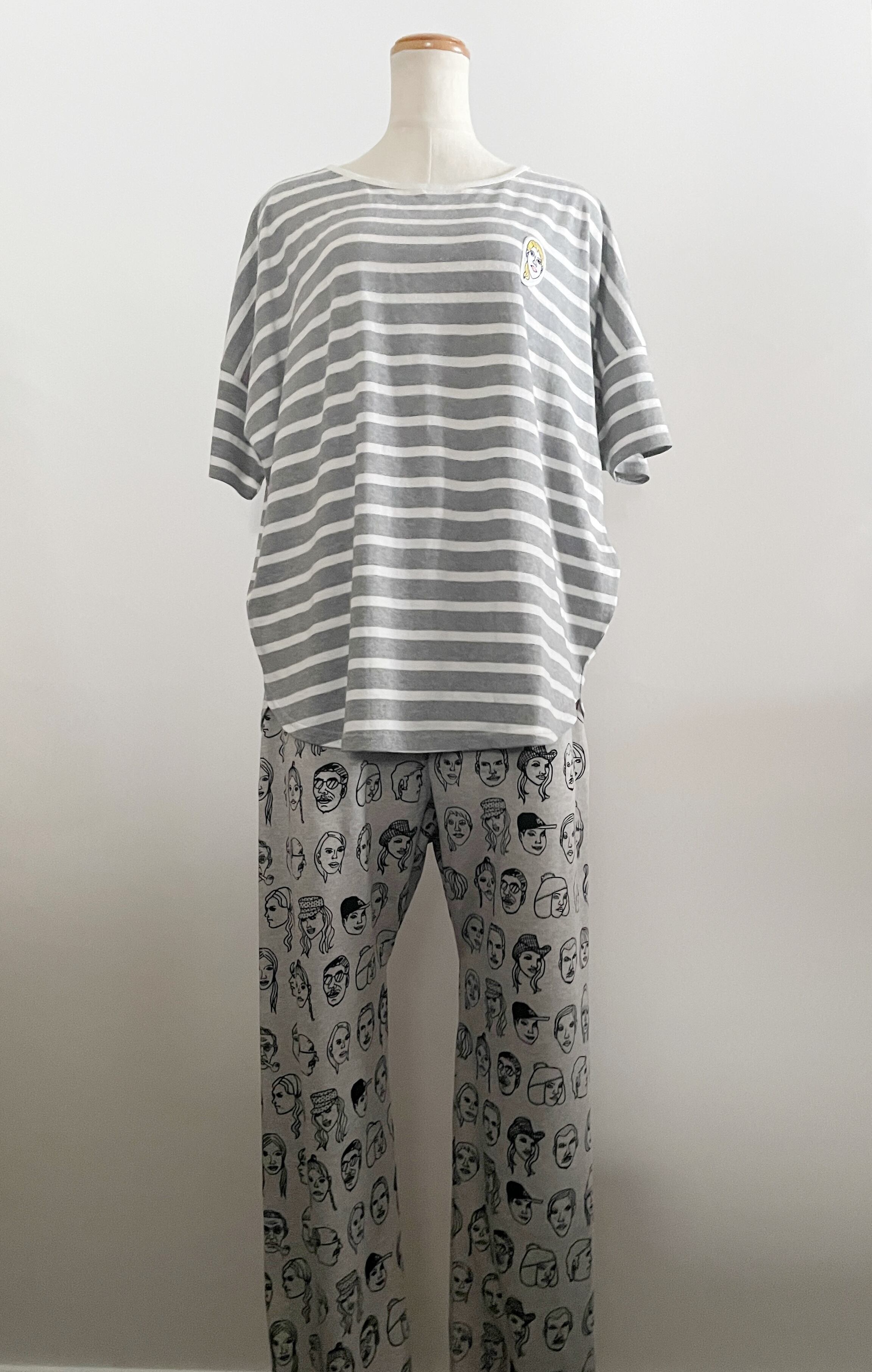 ドルマンスリーブ顔ワッペンTシャツ（半袖） | CHEESE-monger
